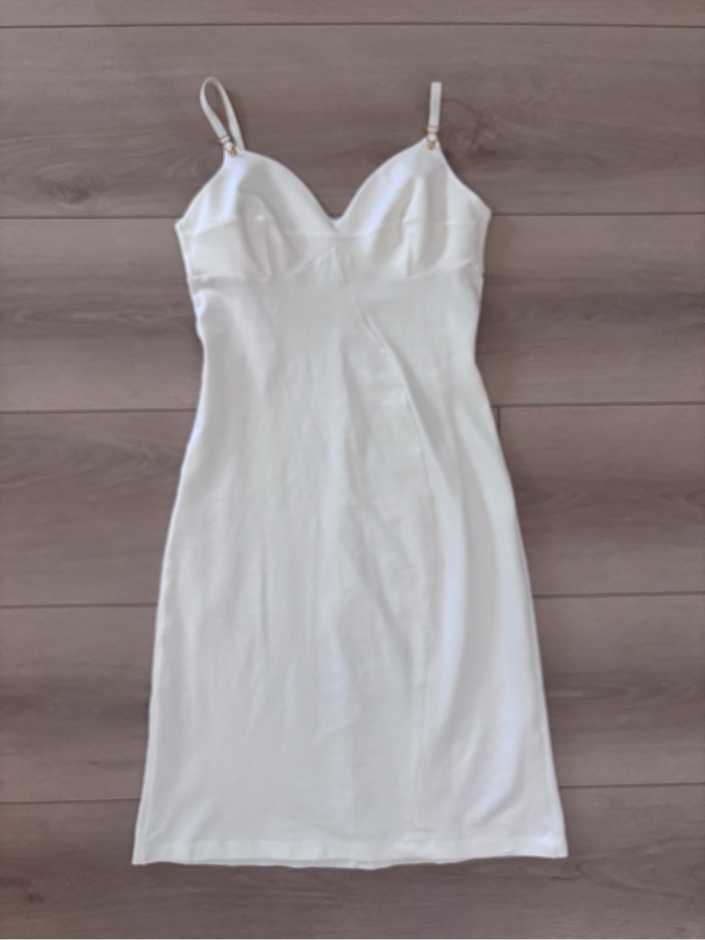 MURMUR Essentials Corset Style Sweetheart Neck Gold Hardware Midi Dress - white